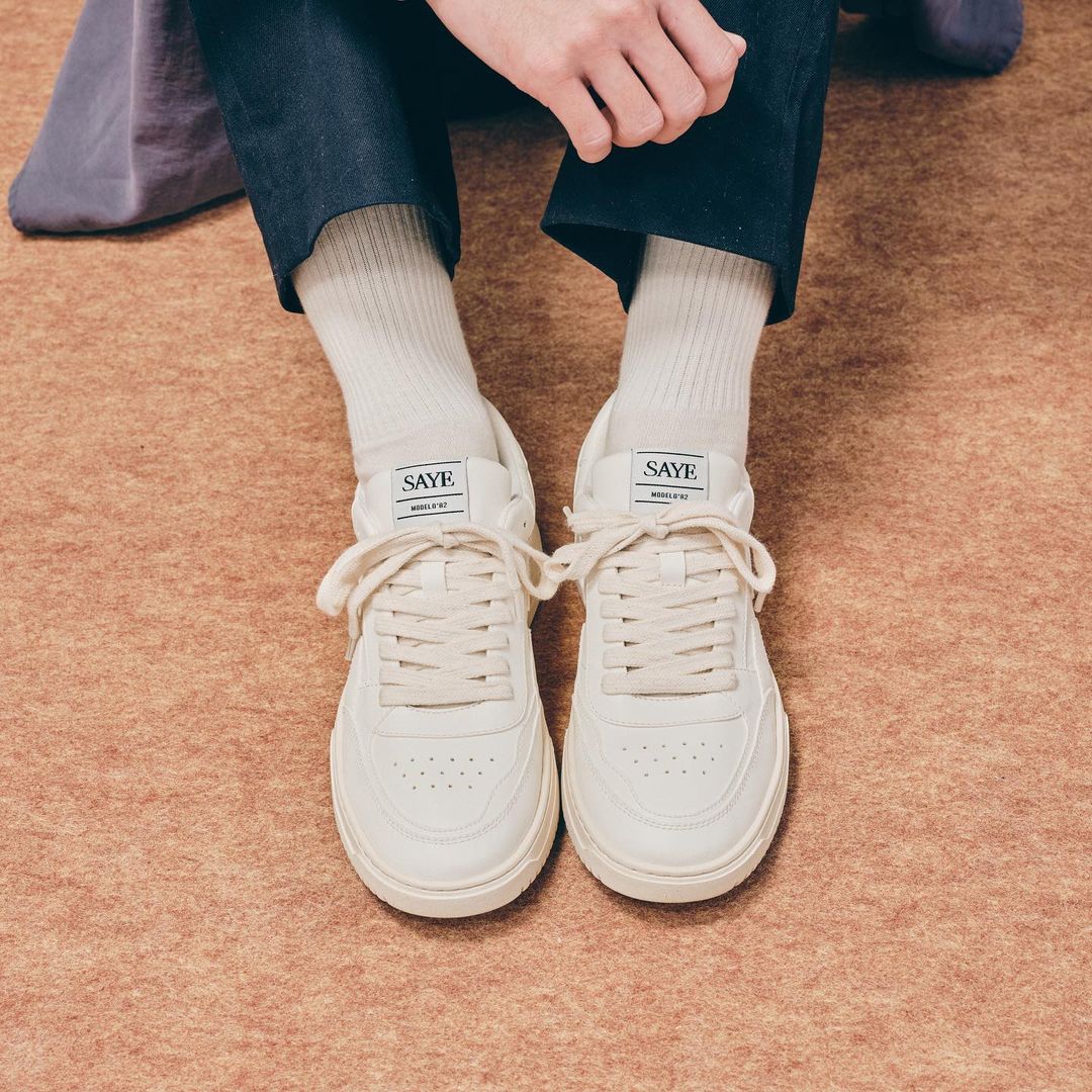 M82 Hybrid - OffWhite