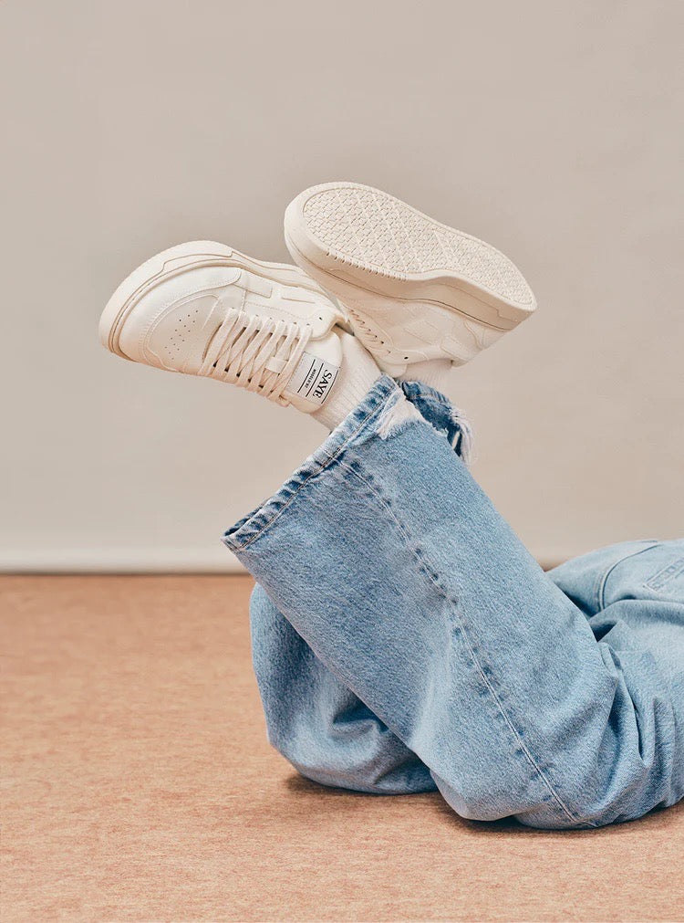 M82 Hybrid - OffWhite