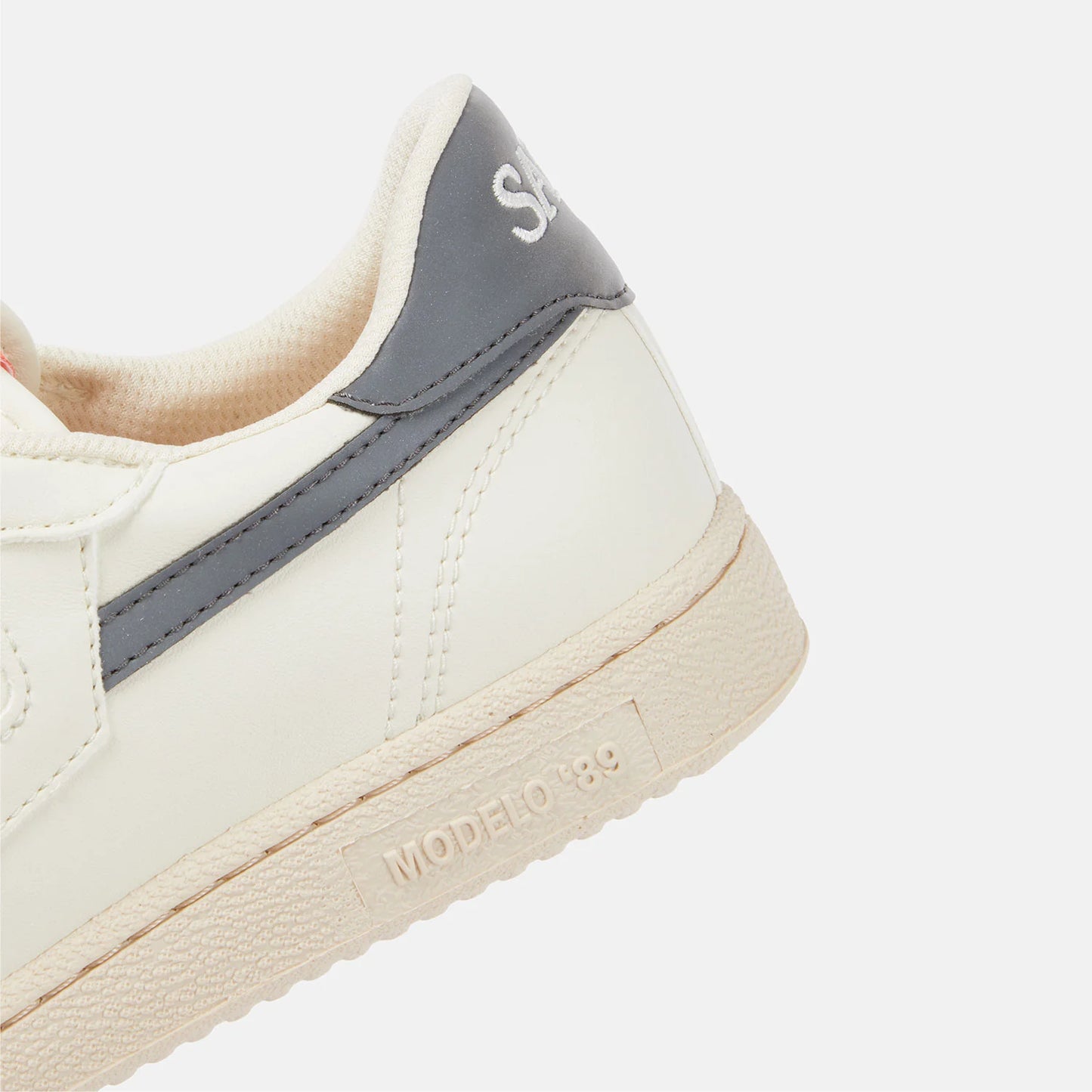 M89 Icon - Biker - Reflective Grey -